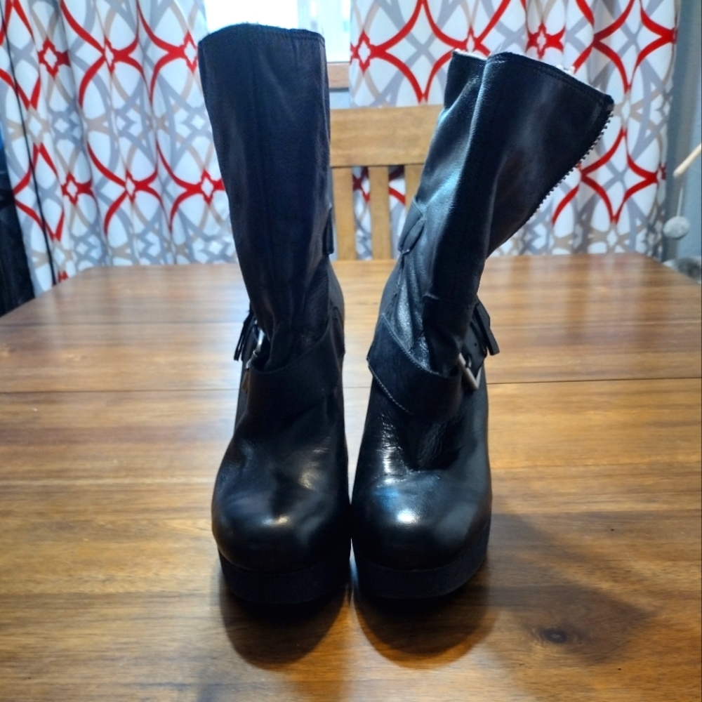 Nine West fur laced boots sz 11